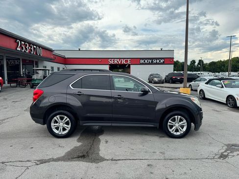 Used 2014 Chevrolet Equinox LT w/ Driver Convenience Package FWD image 2