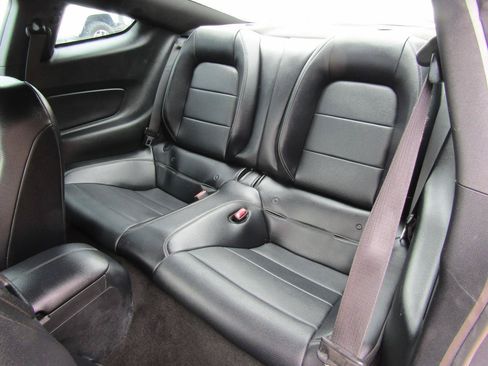Used 2016 Ford Mustang GT Premium RWD image 9