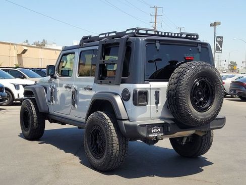 Used 2022 Jeep Wrangler Unlimited Sport AWD/4WD image 7
