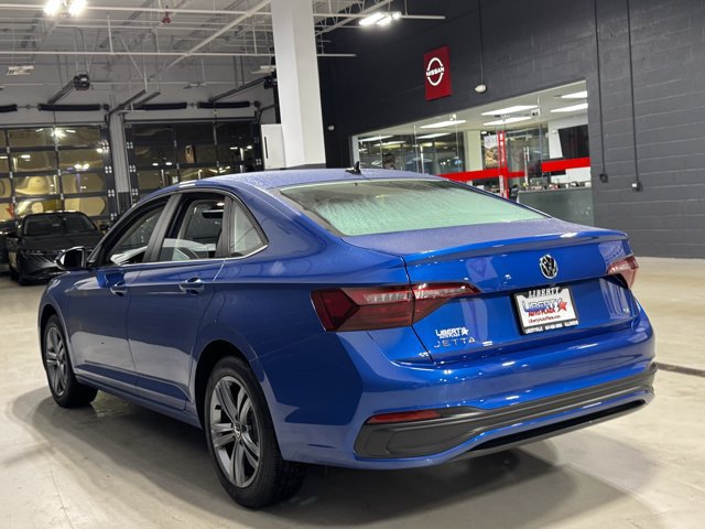 Used 2023 Volkswagen Jetta SE FWD image 21