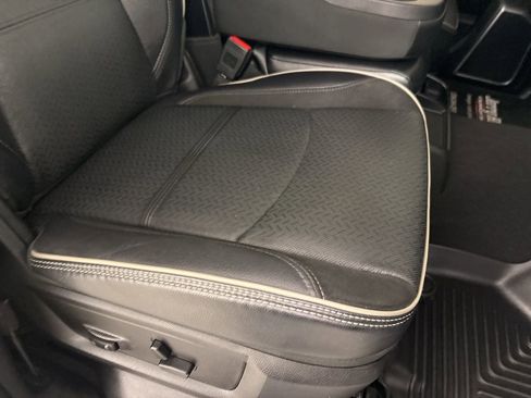 Used 2024 RAM 2500 Laramie image 26