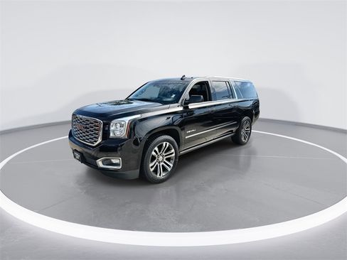Used 2019 GMC Yukon XL Denali w/ Denali Ultimate Package image 4