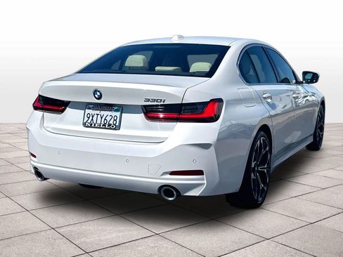 Used 2026 BMW 330i Sedan RWD image 9