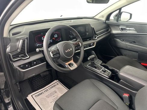 Used 2024 Kia Sportage LX image 23