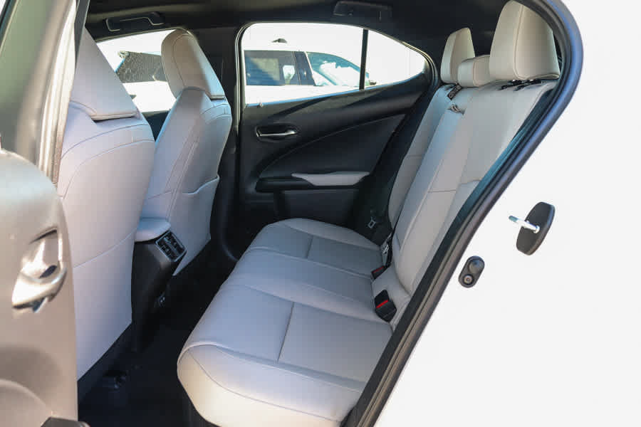 Certified 2026 Lexus UX 300h FWD w/ Accessory Package (Z2) image 21