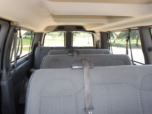 Used 2020 Chevrolet Express 3500 LT w/ LT Preferred Equipment Group RWD image 15
