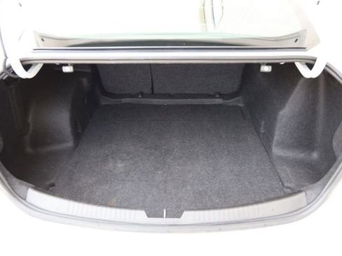 Used 2023 Chevrolet Malibu LS FWD image 13