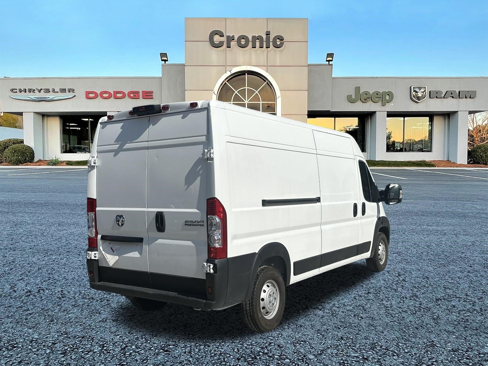Used 2023 RAM ProMaster 2500 w/ Safety Group FWD image 3