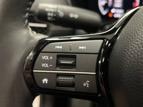 Used 2024 Honda HR-V EX-L image 29