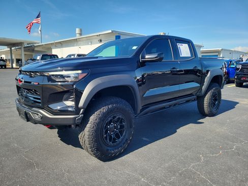 Certified 2024 Chevrolet Colorado ZR2 w/ ZR2 Bison Edition AWD/4WD image 2