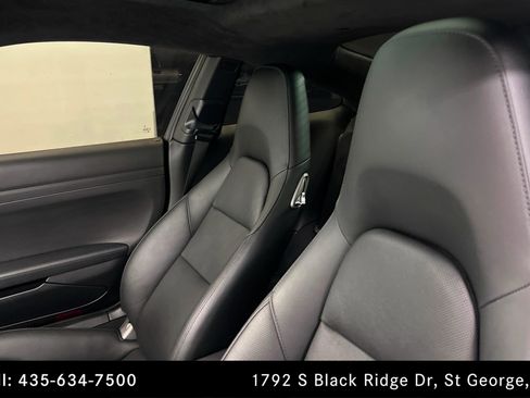Used 2018 Porsche 911 Carrera RWD image 16