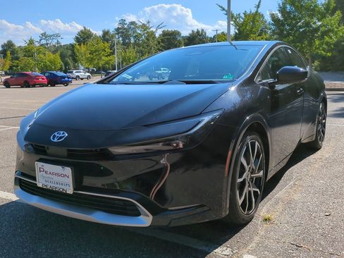 Used 2026 Toyota Prius Plug-In Hybrid w/ Limited Premium Package FWD image 8