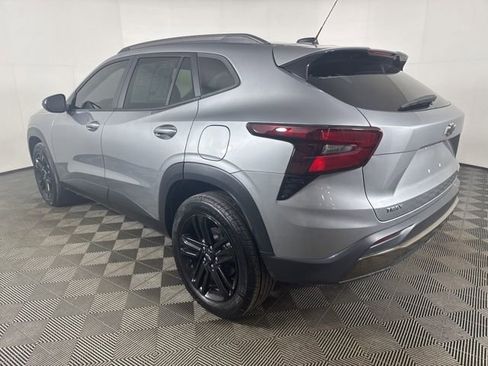 Used 2024 Chevrolet Trax ACTIV image 6