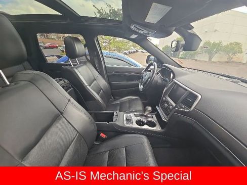Used 2018 Jeep Grand Cherokee Limited w/ Luxury Group II AWD/4WD image 11