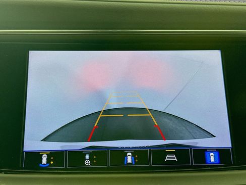 Used 2024 Buick Enclave Premium image 23