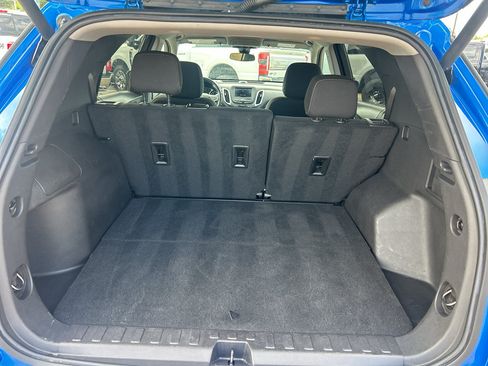 Used 2024 Chevrolet Equinox LT FWD image 11