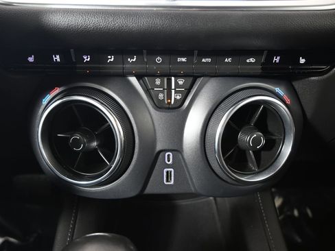 Used 2020 Chevrolet Blazer LT w/ LPO, Floor Liner Package AWD/4WD image 30
