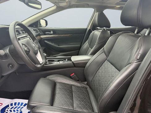 Used 2017 Nissan Maxima Platinum image 9