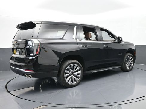 Used 2025 Chevrolet Tahoe High Country image 6