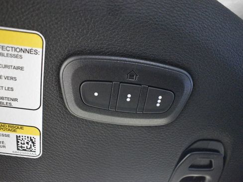 New 2025 Jeep Gladiator Sport image 48