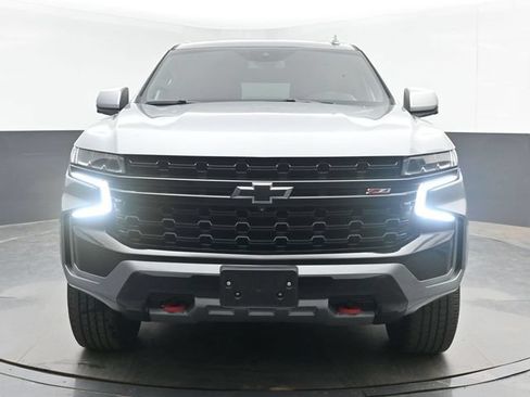 Used 2023 Chevrolet Suburban Z71 w/ Luxury Package AWD/4WD image 3