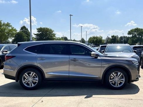 Used 2025 Acura MDX FWD image 2