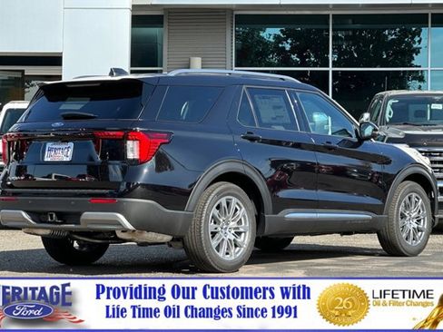 New 2025 Ford Explorer Platinum image 4