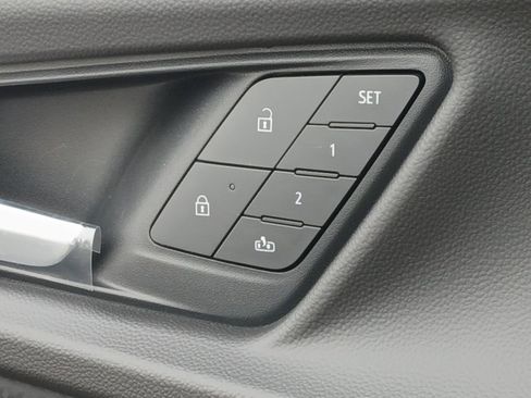 New 2026 Chevrolet Equinox RS image 18