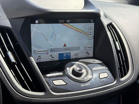 Used 2019 Ford Escape Titanium FWD image 13