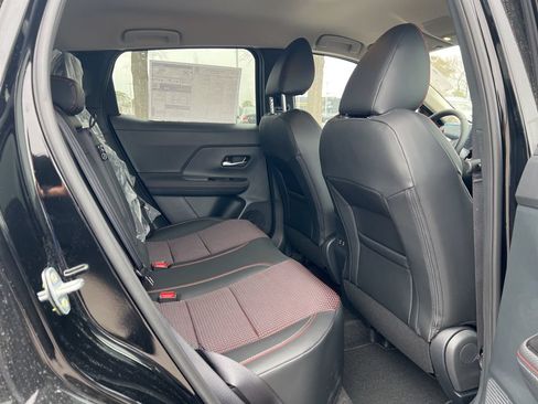 New 2025 Nissan Kicks SR AWD/4WD image 16