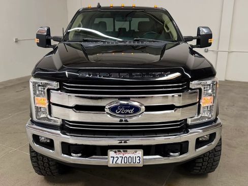 Used 2019 Ford F250 Lariat w/ Chrome Package AWD/4WD image 3
