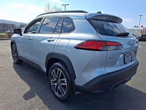 New 2026 Toyota Corolla Cross XLE AWD/4WD image 5