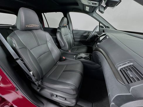 Certified 2022 Honda Passport TrailSport image 29