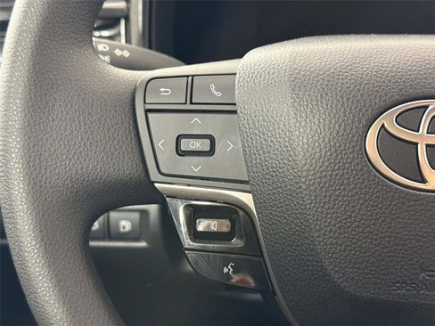 Certified 2025 Toyota Camry LE FWD image 17
