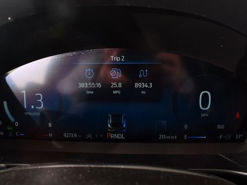 Used 2025 Ford Escape Platinum w/ Premium Technology Package AWD/4WD image 26