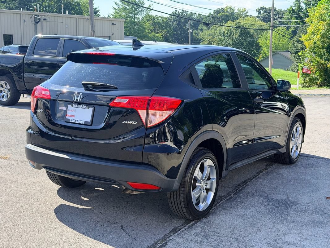 Used 2018 Honda HR-V LX image 6