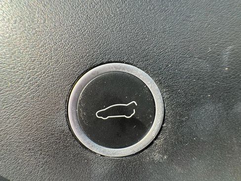 Used 2017 Tesla Model X 100D image 48