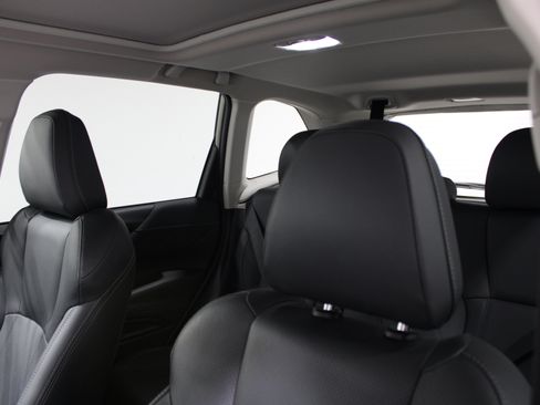 Used 2019 Subaru Forester Limited w/ Popular Package #3 AWD/4WD image 5