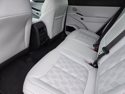 New 2026 Jeep Cherokee Overland AWD/4WD image 16