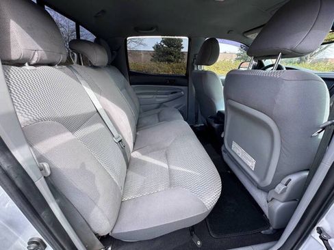 Used 2012 Toyota Tacoma PreRunner w/ SR5 Pkg RWD image 13