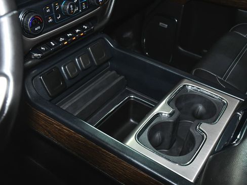 Used 2018 GMC Sierra 1500 Denali image 34