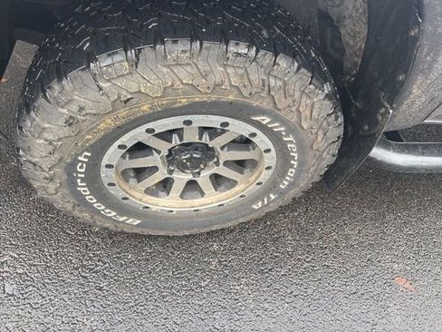 Used 2022 Toyota Tacoma SR image 24