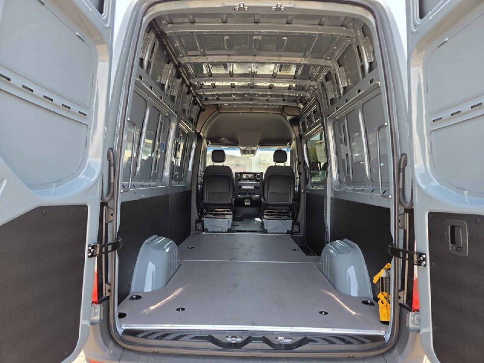 New 2026 Mercedes-Benz Sprinter 2500 image 12