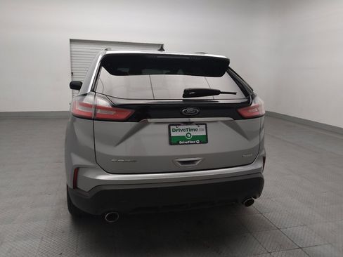 Used 2020 Ford Edge SE FWD image 6