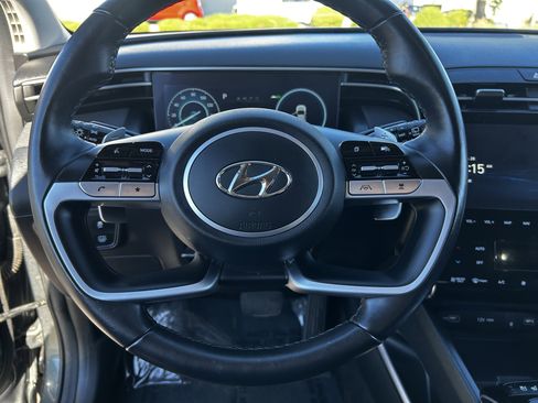 Used 2023 Hyundai Tucson Limited image 22