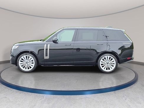 New 2026 Land Rover Range Rover Long Wheelbase SE AWD/4WD image 8