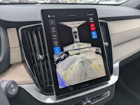 New 2026 Volvo XC90 T8 Plus w/ Protection Package Premier image 10