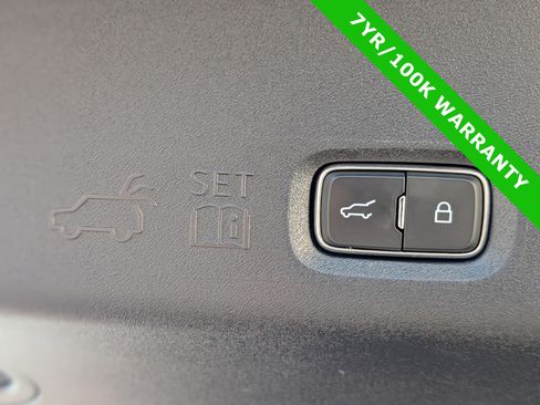 Certified 2025 Ford Expedition Max Platinum w/ Stealth Performance Package AWD/4WD image 14
