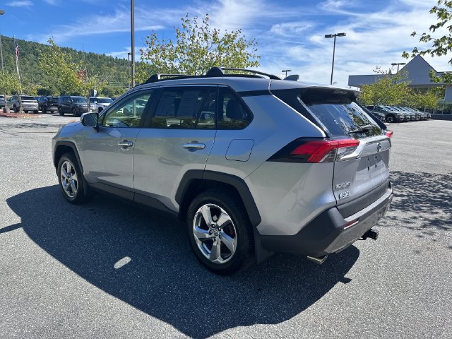 Used 2021 Toyota RAV4 Limited AWD/4WD image 3