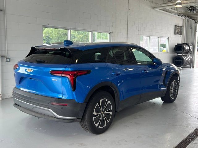 Used 2024 Chevrolet Blazer EV LT AWD/4WD image 2